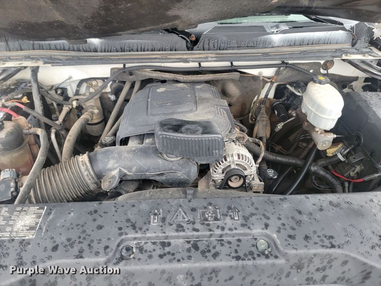 image for item JW9647 2011 Chevrolet Silverado 3500 HD  Crew Cab utility / service truck