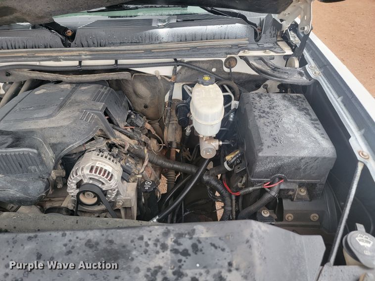 image for item JW9647 2011 Chevrolet Silverado 3500 HD  Crew Cab utility / service truck