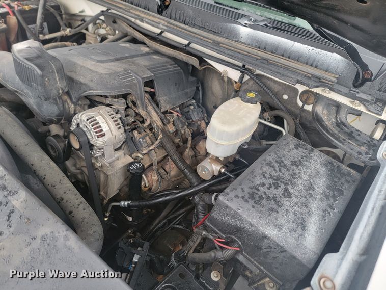 image for item JW9647 2011 Chevrolet Silverado 3500 HD  Crew Cab utility / service truck