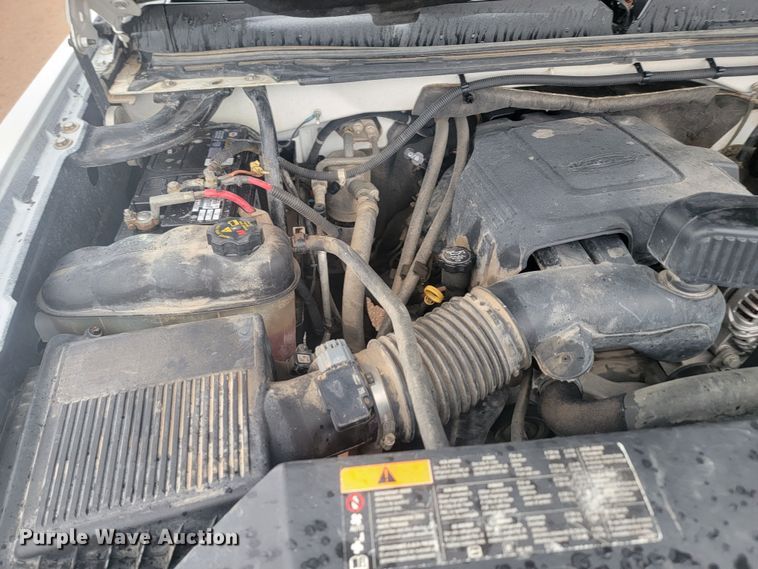 image for item JW9647 2011 Chevrolet Silverado 3500 HD  Crew Cab utility / service truck