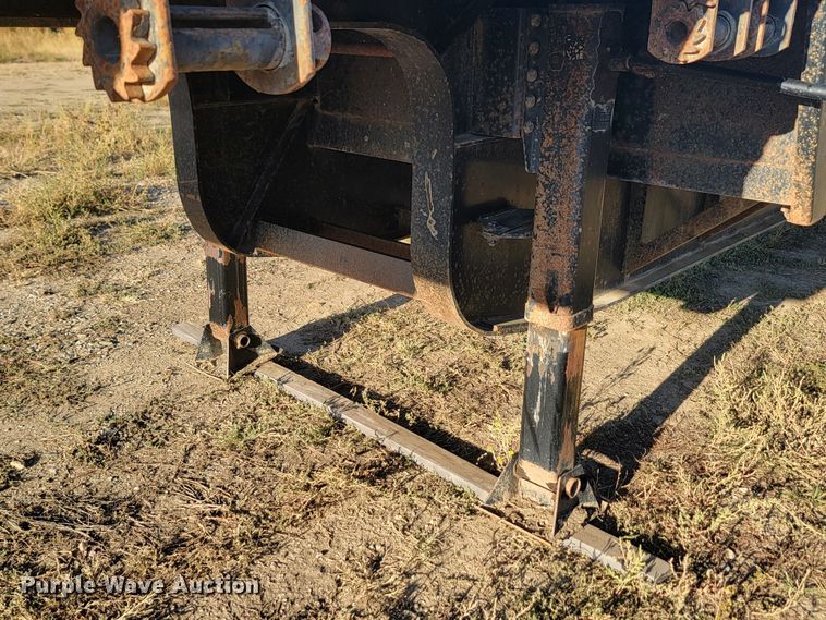 image for item JW9648 2014 Dorsey  drop deck equipment trailer