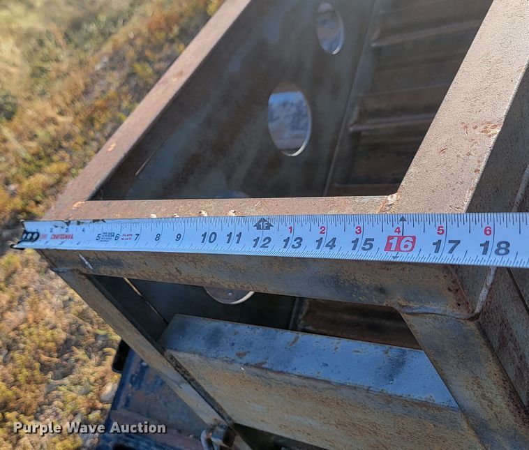 image for item JW9648 2014 Dorsey  drop deck equipment trailer