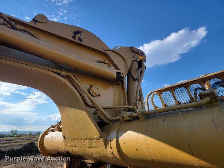 image for item JW9649 1979 Caterpillar 627B  conventional scraper