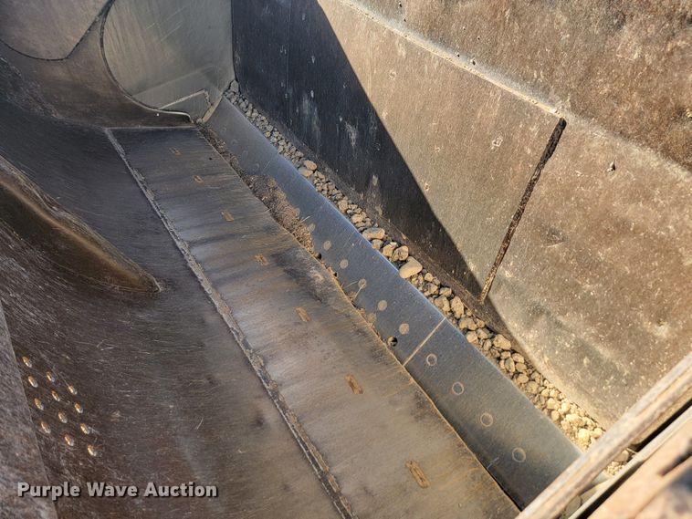 image for item JW9649 1979 Caterpillar 627B  conventional scraper