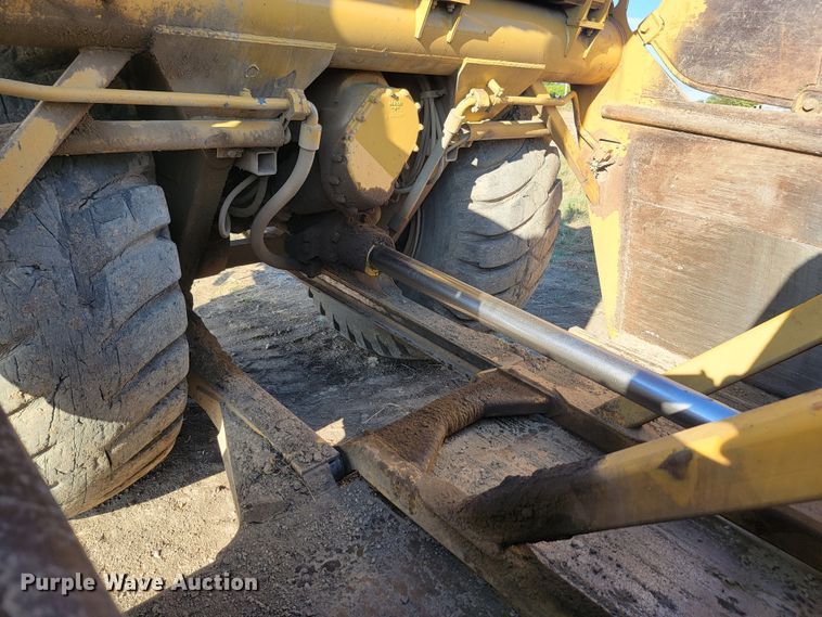 image for item JW9649 1979 Caterpillar 627B  conventional scraper