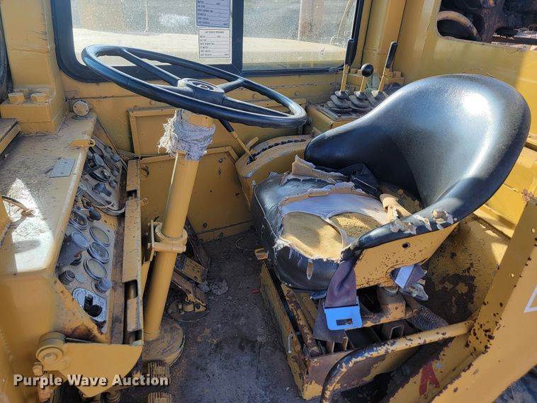 image for item JW9649 1979 Caterpillar 627B  conventional scraper