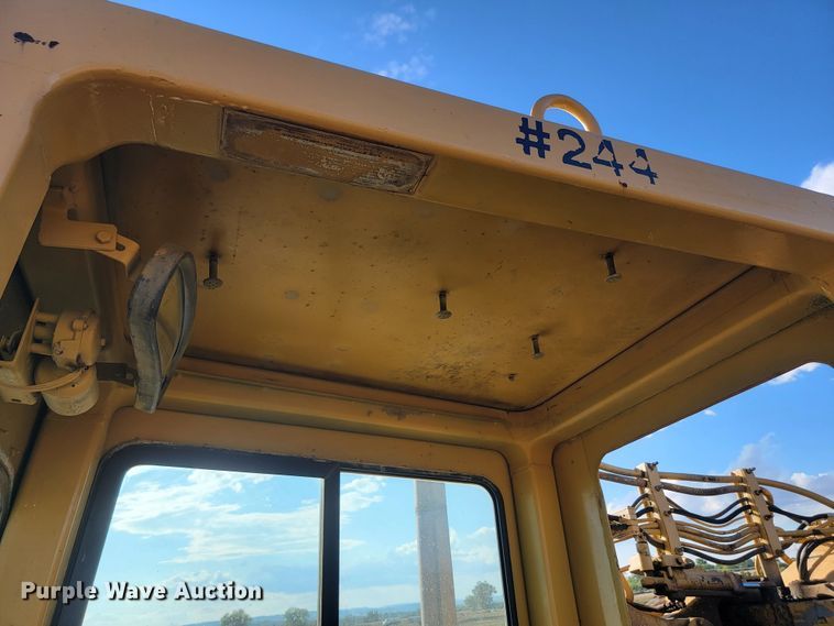 image for item JW9649 1979 Caterpillar 627B  conventional scraper