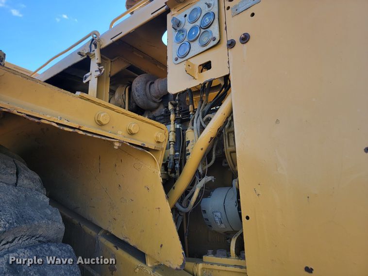 image for item JW9649 1979 Caterpillar 627B  conventional scraper