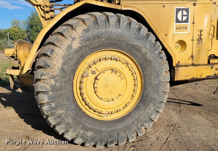 image for item JW9649 1979 Caterpillar 627B  conventional scraper