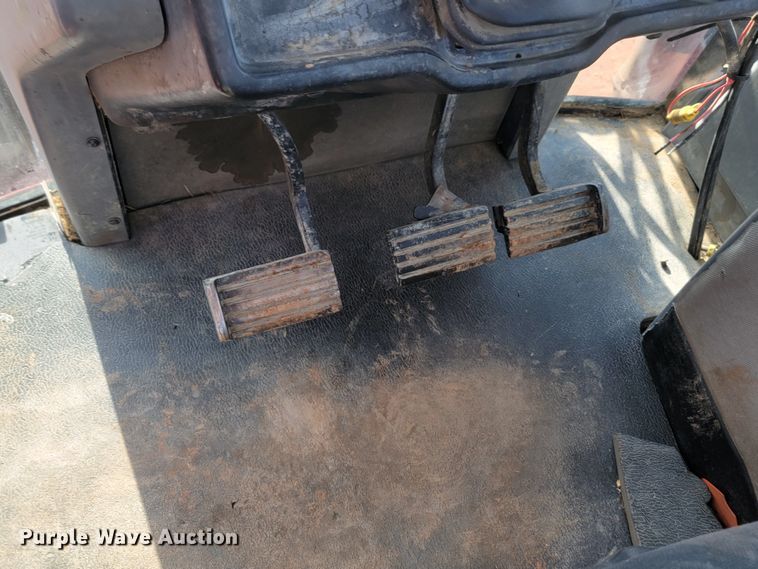 image for item JW9650 1988 Case IH 7120  MFWD tractor