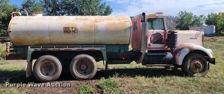 image for item JW9652 1978 Kenworth W900A  water truck