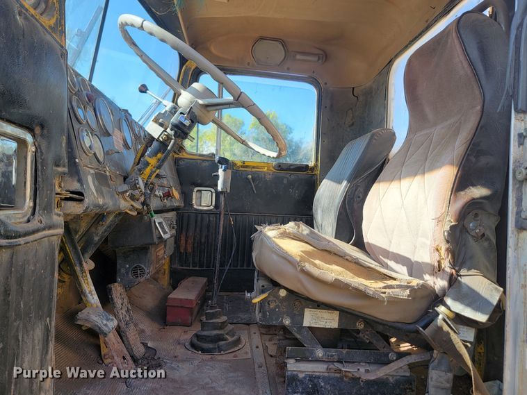 image for item JW9652 1978 Kenworth W900A  water truck