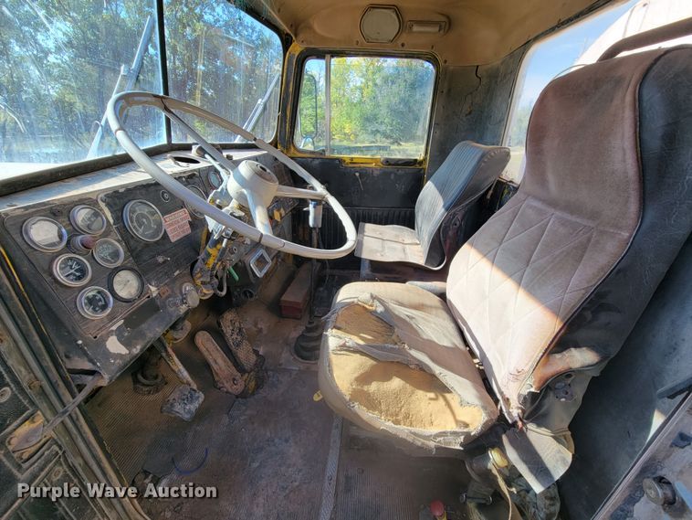 image for item JW9652 1978 Kenworth W900A  water truck