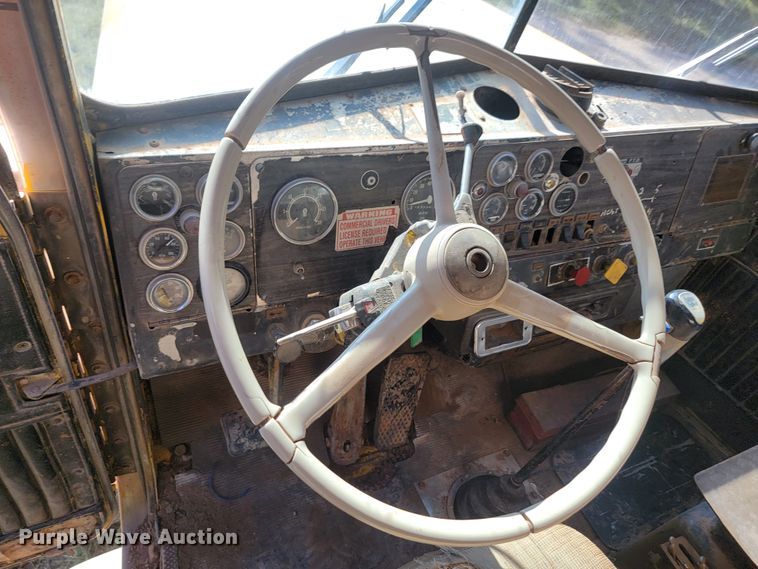 image for item JW9652 1978 Kenworth W900A  water truck