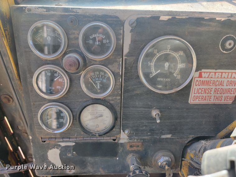 image for item JW9652 1978 Kenworth W900A  water truck