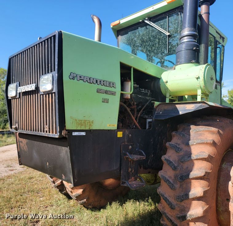 image for item JW9653 1984 Steiger Panther SM-325  4WD tractor