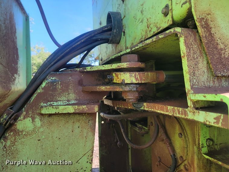 image for item JW9653 1984 Steiger Panther SM-325  4WD tractor