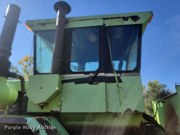 image for item JW9653 1984 Steiger Panther SM-325  4WD tractor