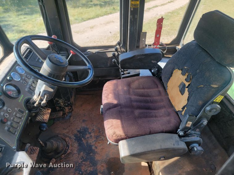 image for item JW9653 1984 Steiger Panther SM-325  4WD tractor