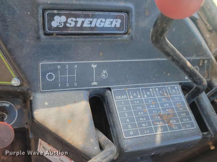 image for item JW9653 1984 Steiger Panther SM-325  4WD tractor