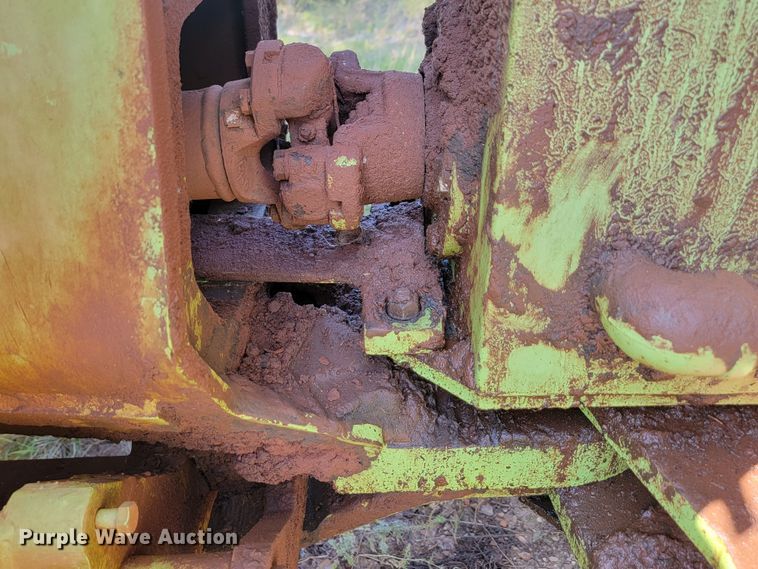 image for item JW9654 1982 Stieger Panther ST325  4WD tractor