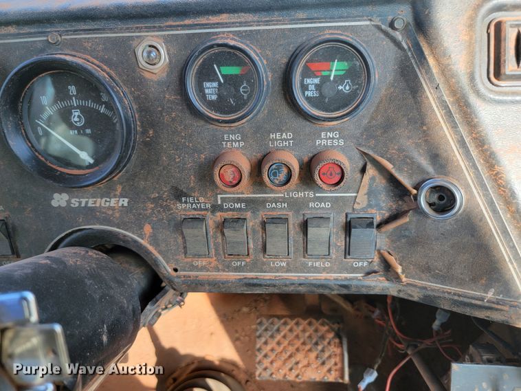 image for item JW9654 1982 Stieger Panther ST325  4WD tractor