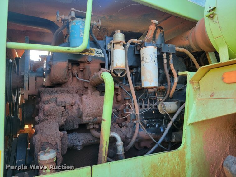 image for item JW9654 1982 Stieger Panther ST325  4WD tractor