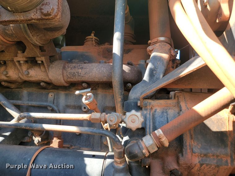 image for item JW9654 1982 Stieger Panther ST325  4WD tractor