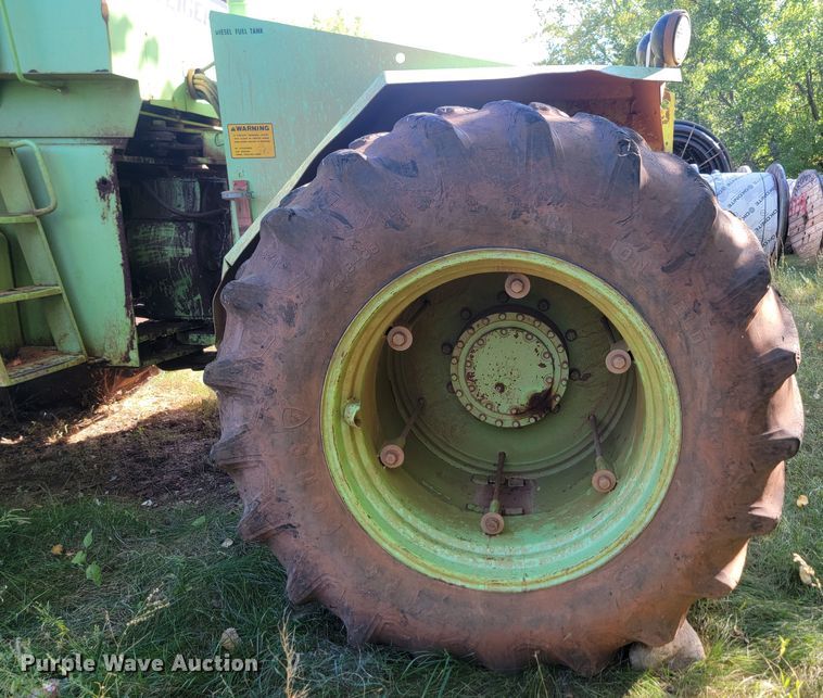 image for item JW9654 1982 Stieger Panther ST325  4WD tractor