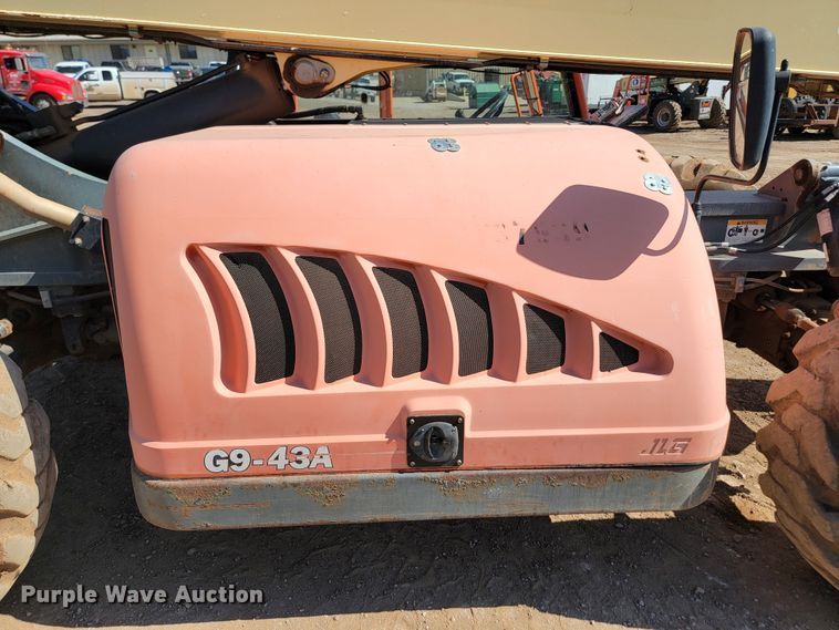 image for item JW9655 2008 JGL G9-43A  telehandler