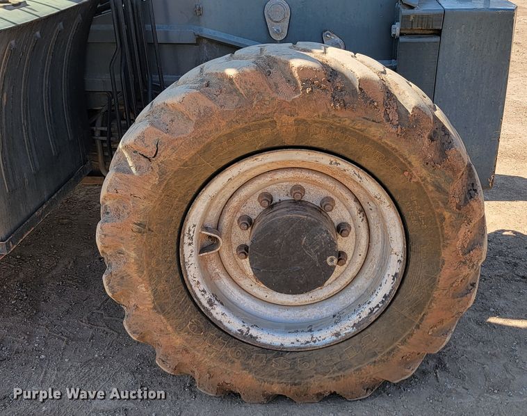 image for item JW9655 2008 JGL G9-43A  telehandler