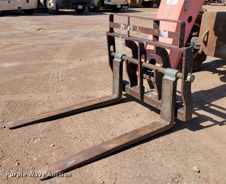 image for item JW9656 2005 JLG G9-43A  telehandler