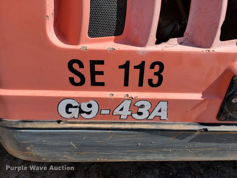 image for item JW9656 2005 JLG G9-43A  telehandler