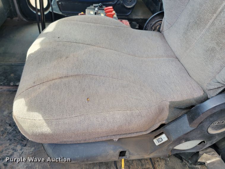 image for item JW9657 1996 Peterbilt 379  semi truck