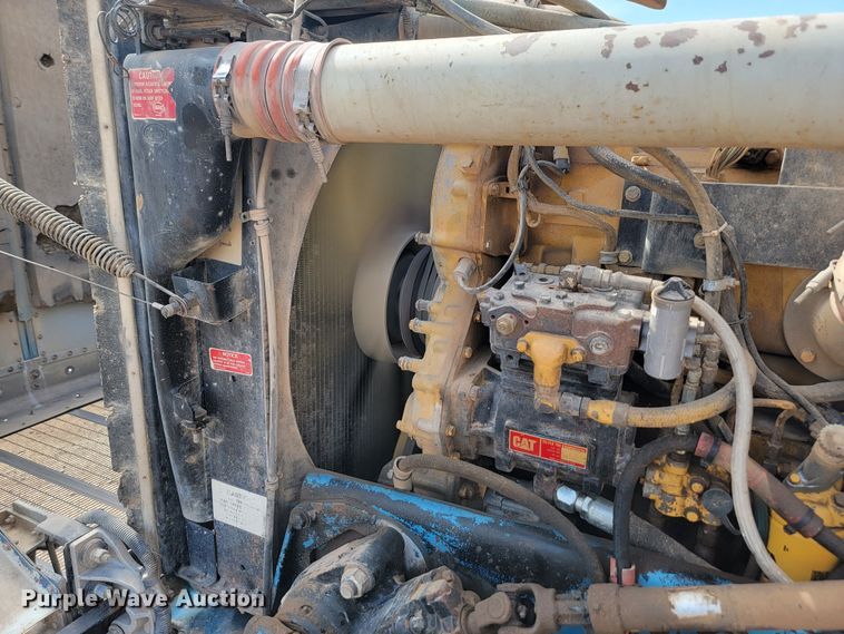 image for item JW9657 1996 Peterbilt 379  semi truck