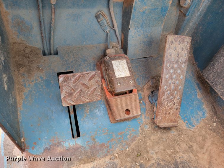 image for item JW9658 1999 Gradall 534D-9  telehandler