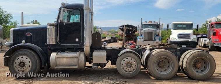 image for item JW9659 1995 Peterbilt 378  semi truck