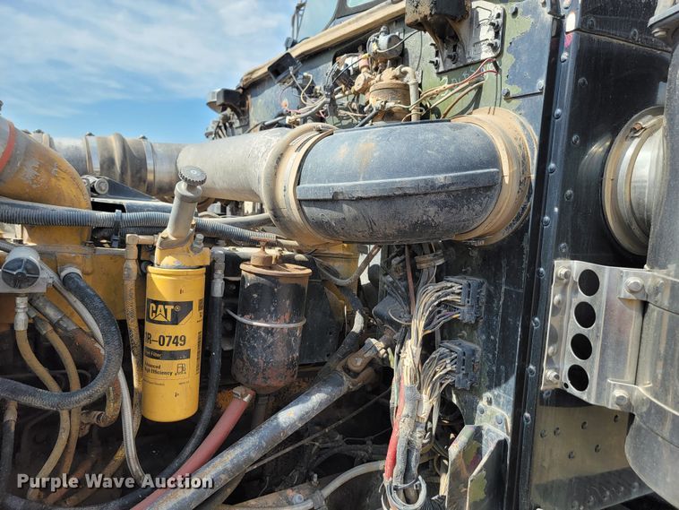 image for item JW9659 1995 Peterbilt 378  semi truck