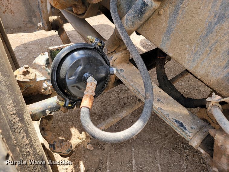 image for item JW9659 1995 Peterbilt 378  semi truck