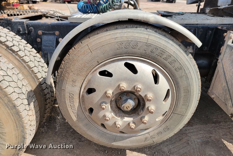 image for item JW9659 1995 Peterbilt 378  semi truck