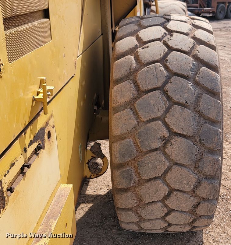 image for item JW9662 1997 Caterpillar IT28G  integrated tool carrier