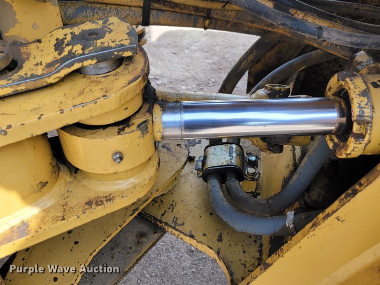 image for item JW9663 1998 Caterpillar 938G  wheel loader
