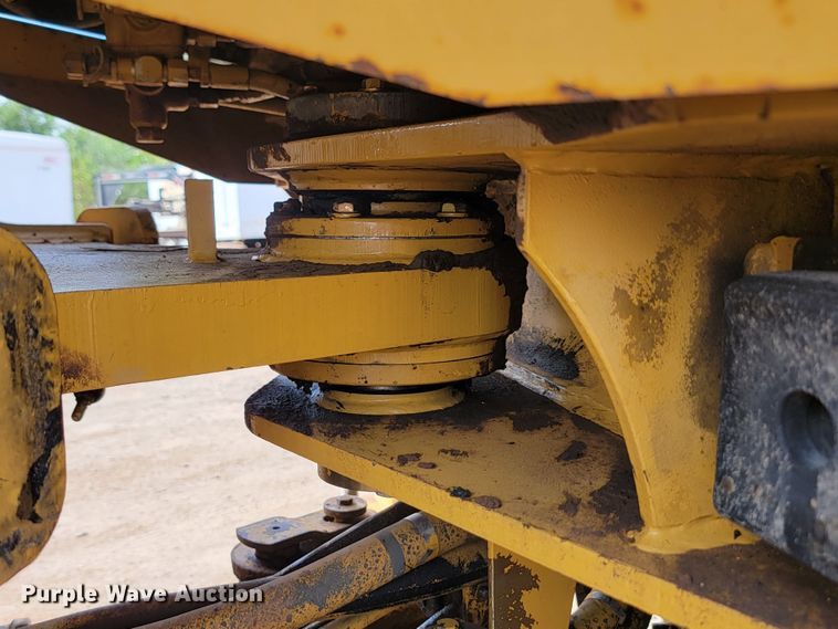 image for item JW9663 1998 Caterpillar 938G  wheel loader