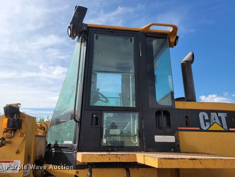 image for item JW9663 1998 Caterpillar 938G  wheel loader