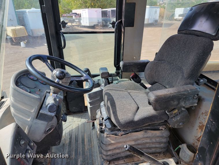 image for item JW9663 1998 Caterpillar 938G  wheel loader