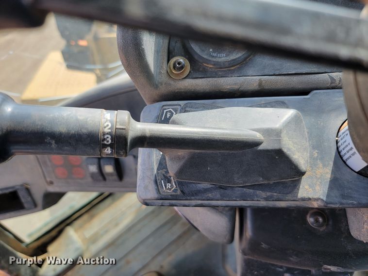 image for item JW9663 1998 Caterpillar 938G  wheel loader