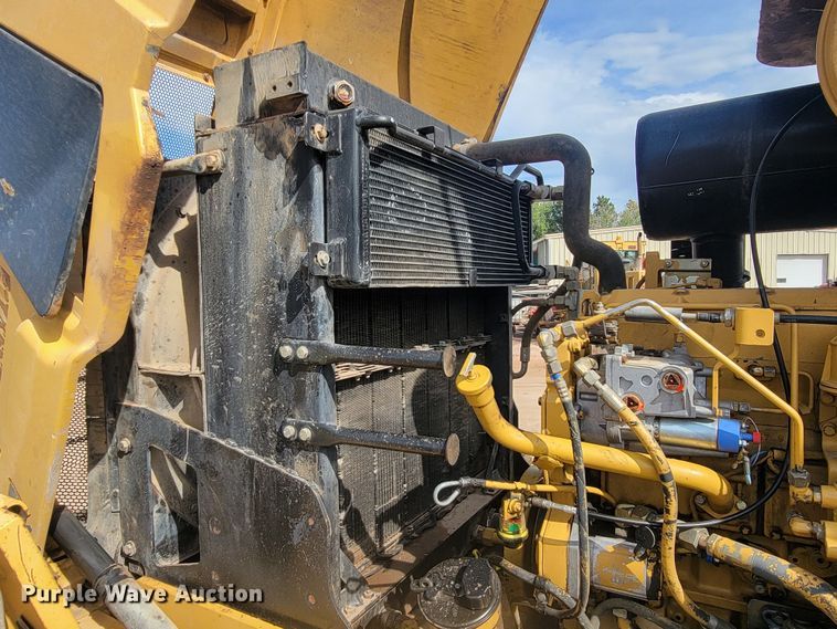 image for item JW9663 1998 Caterpillar 938G  wheel loader