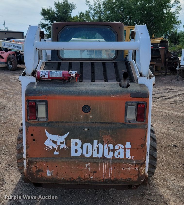 image for item JW9666 2003 Bobcat S185  skid steer loader