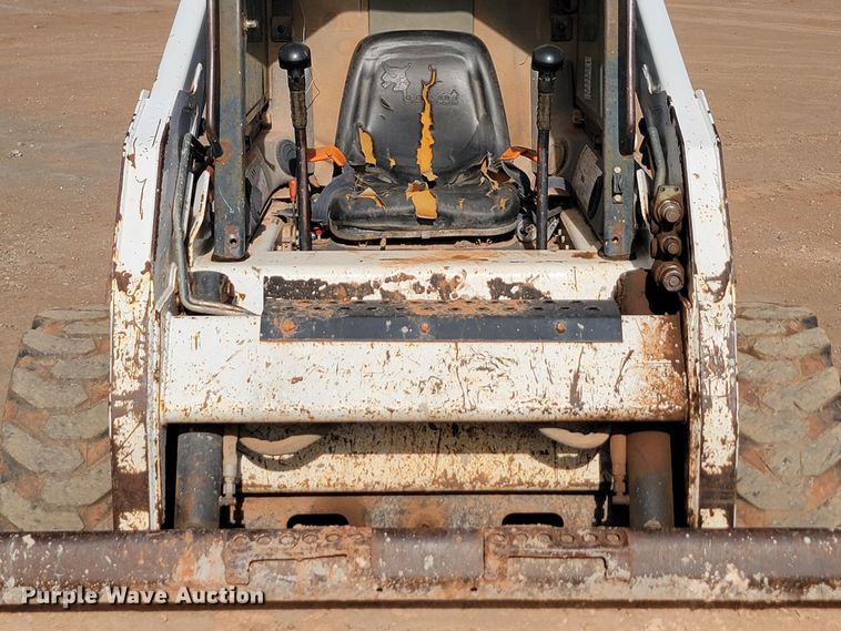 image for item JW9666 2003 Bobcat S185  skid steer loader