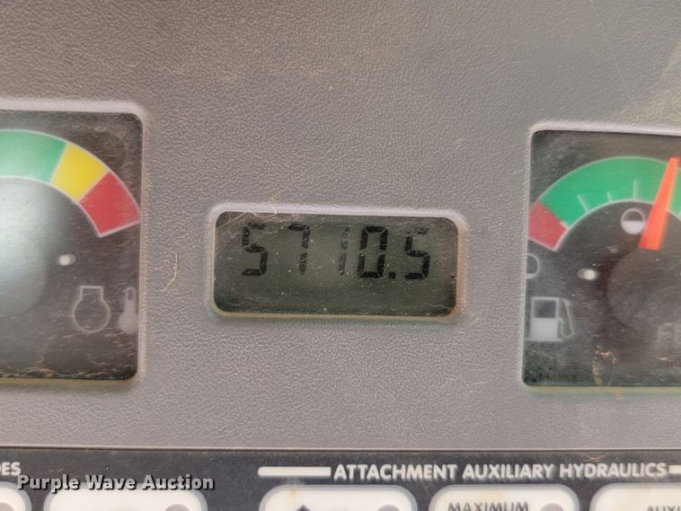 image for item JW9666 2003 Bobcat S185  skid steer loader